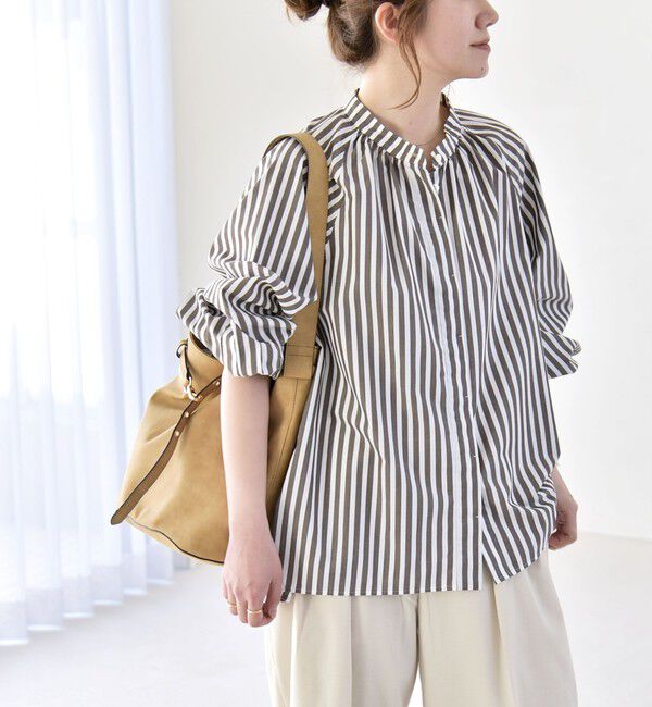 quaranciel「quaranciel:〈洗濯機可能〉REPREVE バンドカラー ギャザー パフ シャツ ブラウス」|シャツ・ブラウス|
