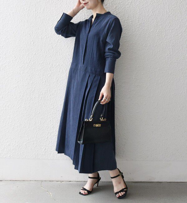 SHIPS any「SHIPS any:〈洗濯機可能〉ピーチスキン サイド プリーツ バンドカラー シャツ ワンピース」|ワンピース|