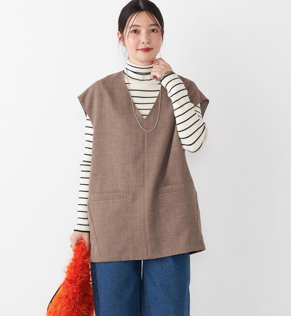 SHIPS Colors 「SHIPS Colors:〈手洗い可能〉ウーステッドライク Vネック ベスト(セットアップ対応可能)」|ベスト・ジレ|ベージュ