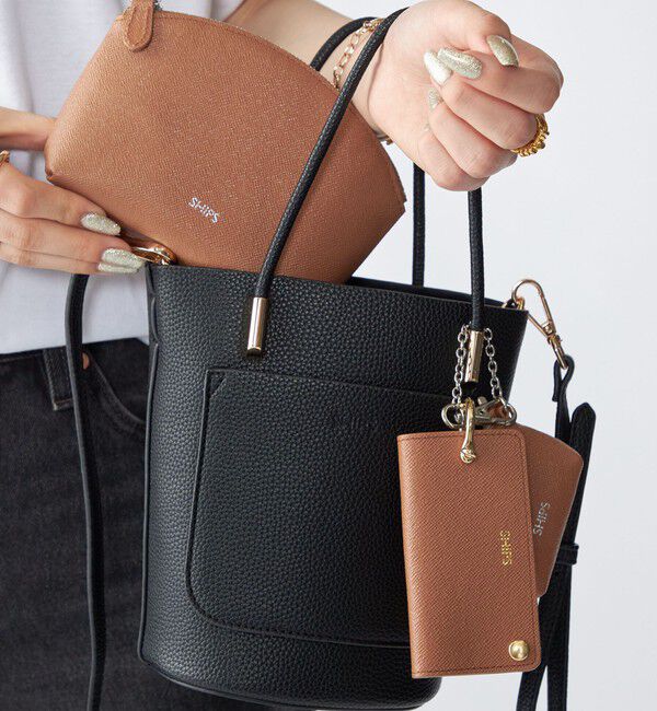 SHIPS「【WEB限定】SHIPS:【SAFFIANO LEATHER】ラウンド ジップ ポーチ」|ポーチ|