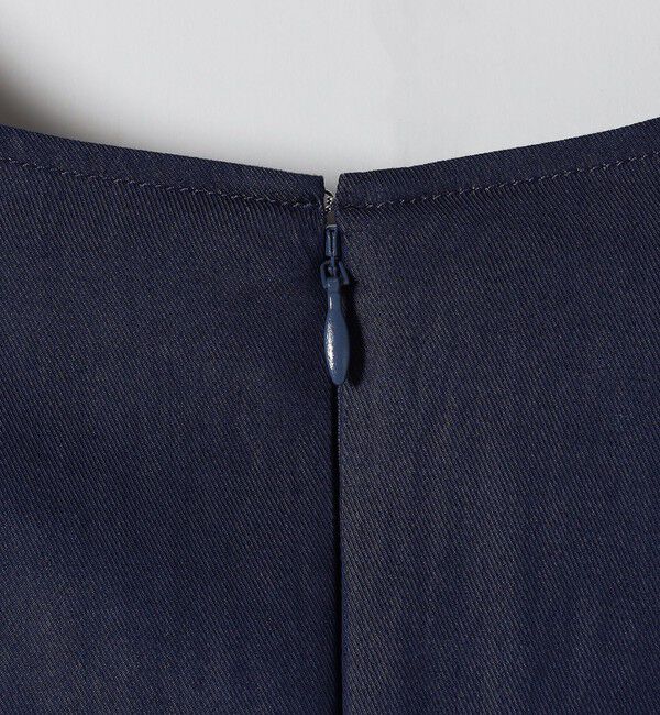 quaranciel「quaranciel:〈洗濯機可能〉ツイル Vネック ベルト フレア ワンピース」|ワンピース|