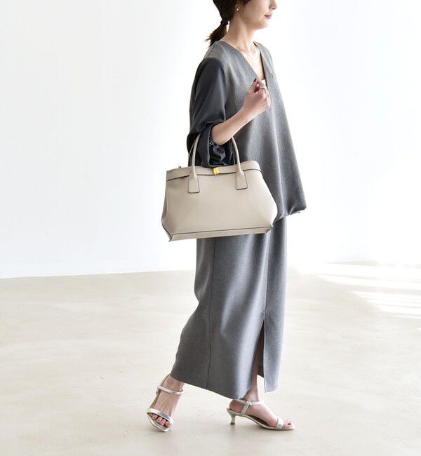 quaranciel「quaranciel:〈洗濯機可能〉Vネック ブラウス & Iライン スカート セットアップ」|ワンピース|