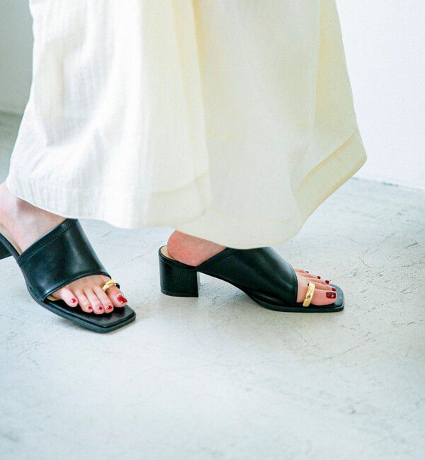 quaranciel「quaranciel: トゥリング メタル ヒール サンダル」|サンダル|ブラック