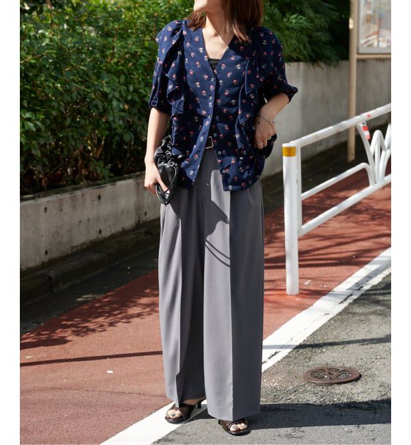 OUTDOOR PRODUCTS Usual Things「フラワープリント五分袖フリルブラウス」|シャツ・ブラウス|