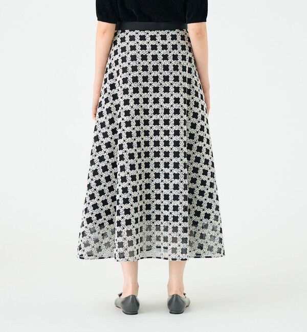 Ballsey「フラッフィーヤーンエンブロイダリー フレアスカート」|スカート|