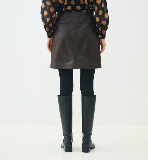 TOMORROWLAND collection「ベジタブルレザー トラペーズミニスカート」|台形|