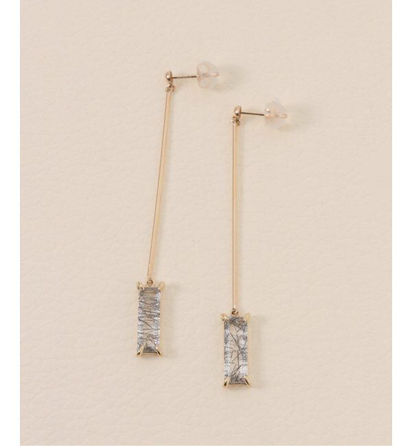  「K10・ブラックルチルクォーツ スクエアストーン ピアス(両耳)」|ピアス|ゴールド