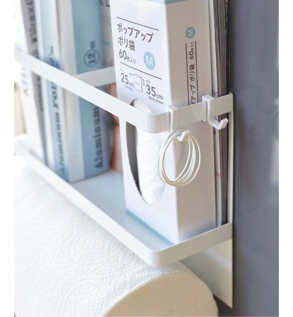 journal standard Furniture「《WEB限定》【tower/タワー】マグネットキッチンペーパー&ラップホルダー」|食器・キッチングッズ|