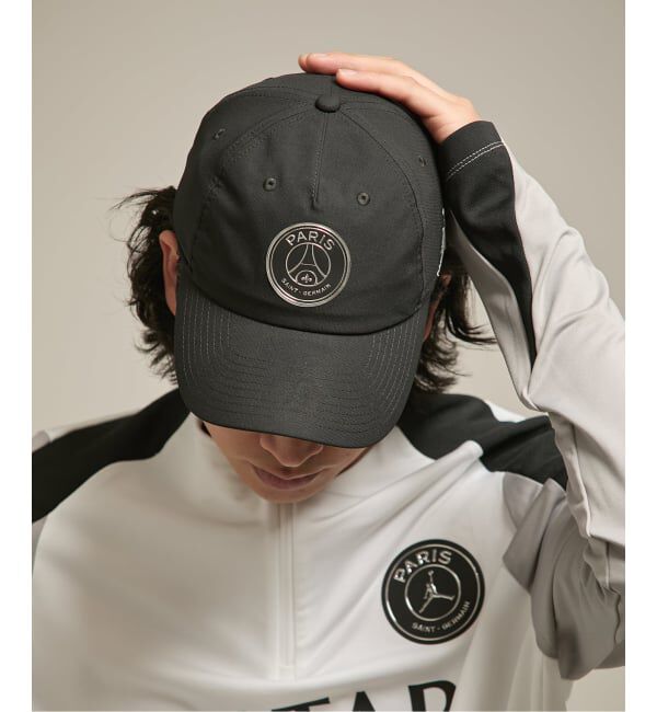Paris Saint-Germain「【NIKE / ナイキ】PSG NK CLUB CAP US CB CHRM」|キャップ・キャスケット|ブラック