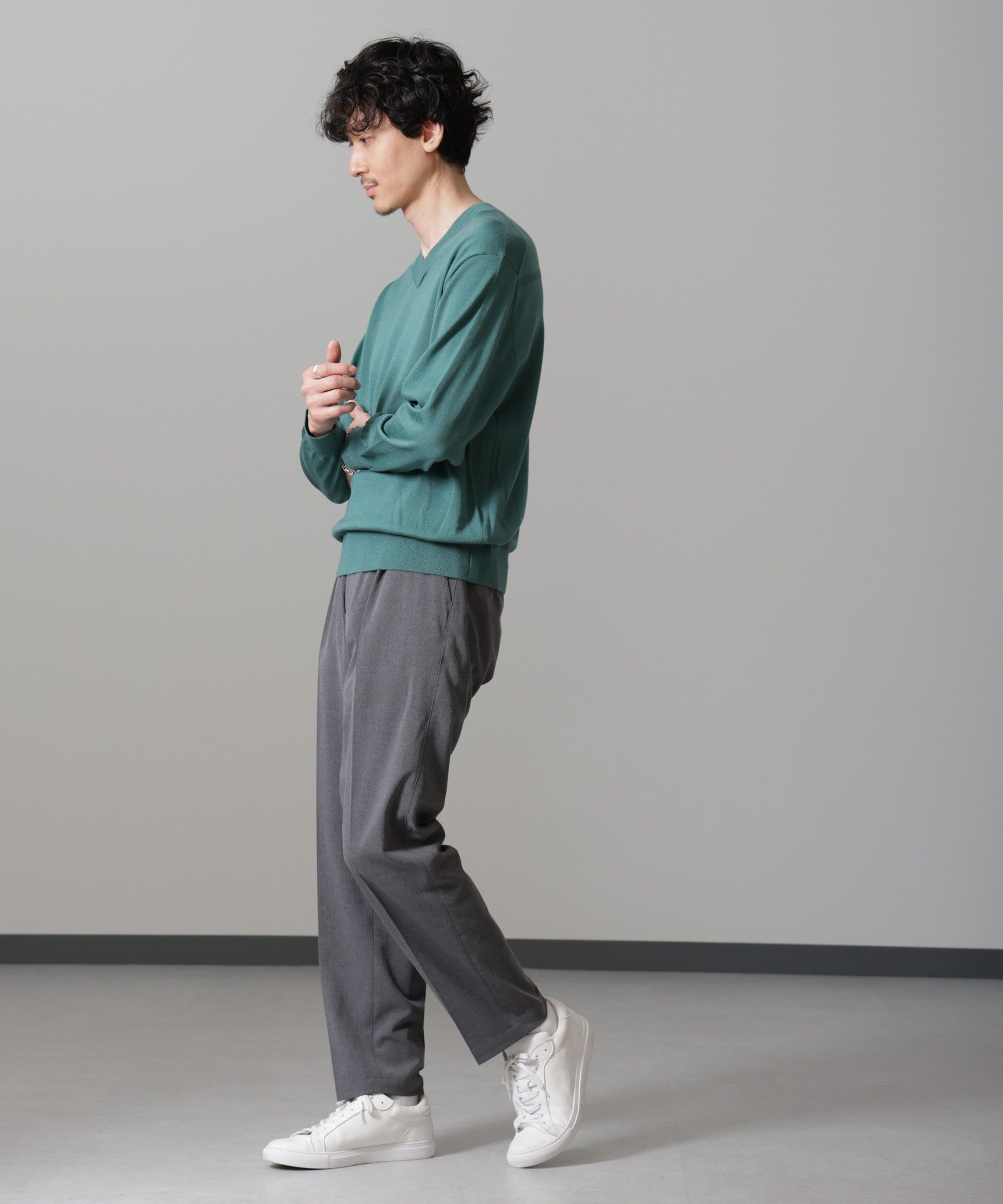 nano･universe「「毛玉レスニット」ファインゲージVネック」|ニット・セーター|