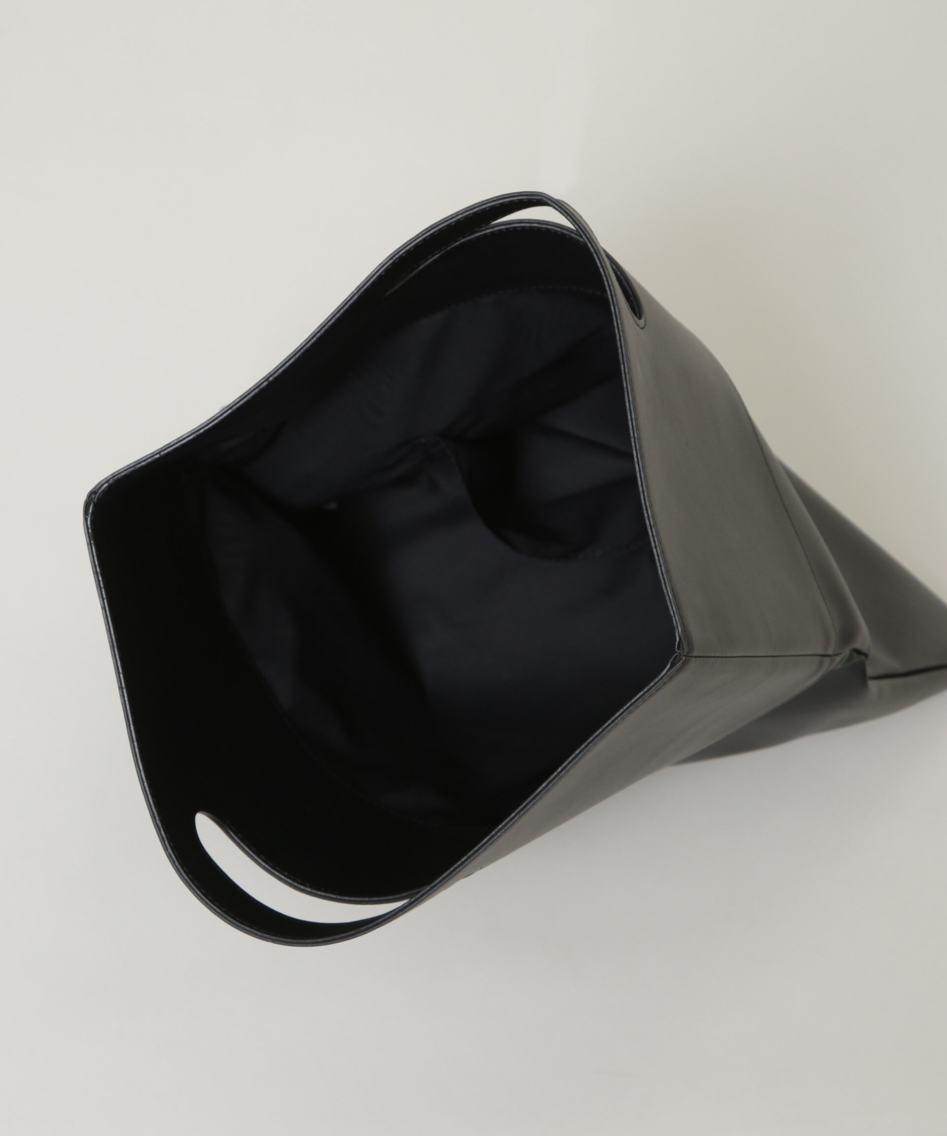 nano･universe「WEB限定/シンセティックレザー2WAYクラッチバッグ」|ショルダー・メッセンジャー|