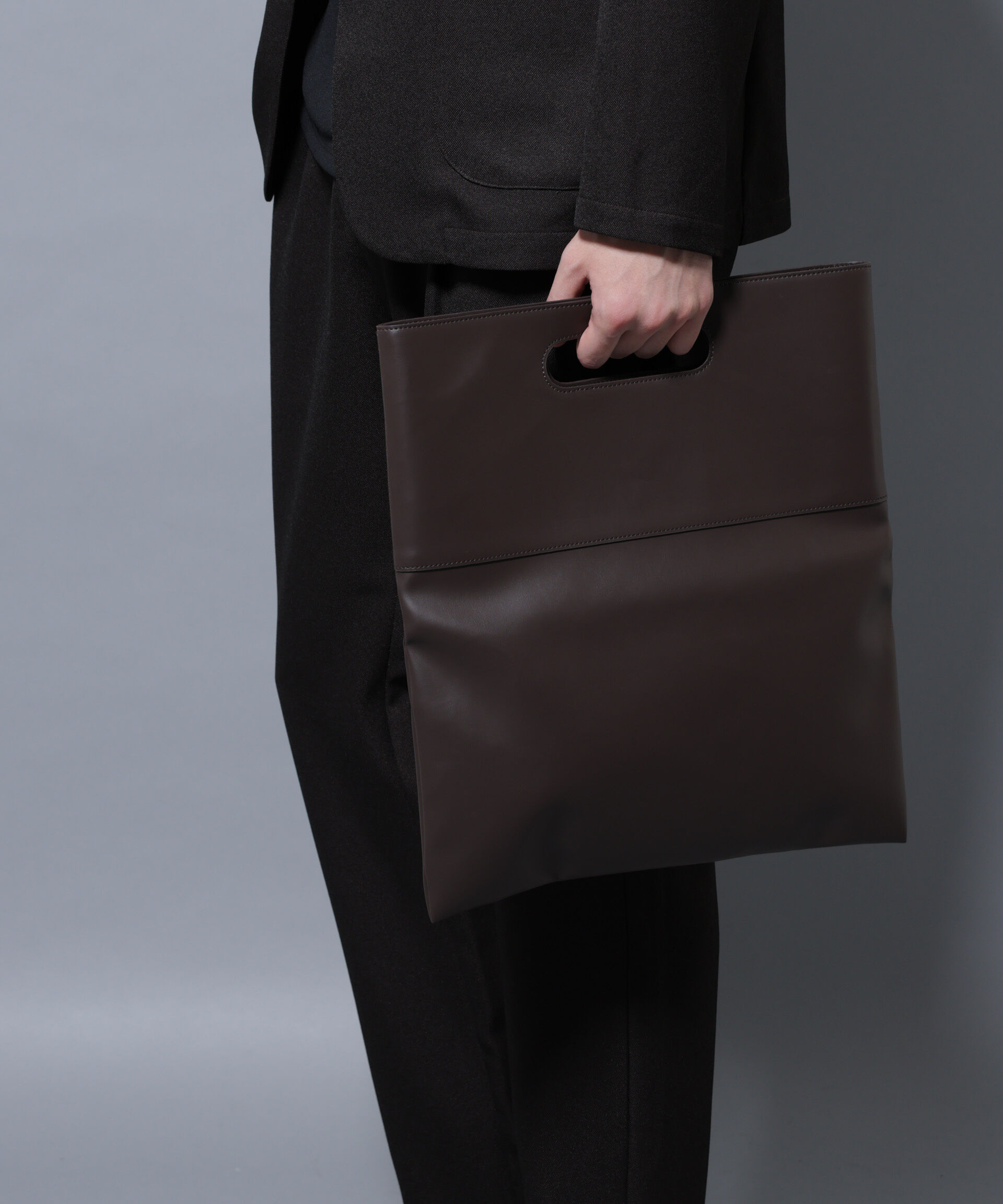 nano･universe「WEB限定/シンセティックレザー2WAYクラッチバッグ」|ショルダー・メッセンジャー|