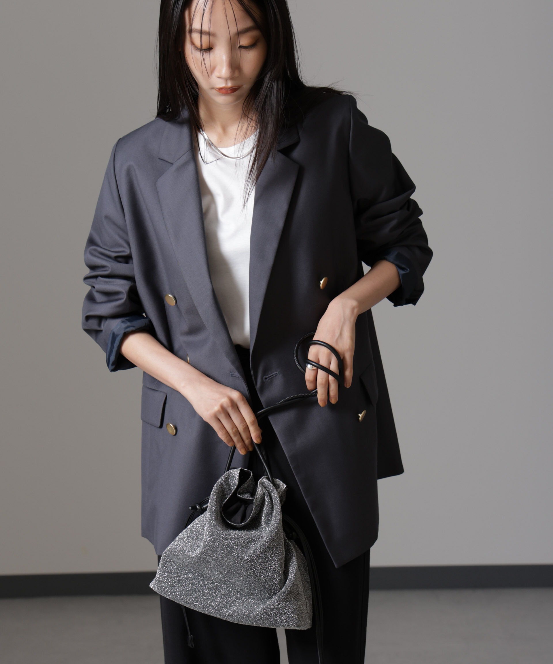 nano･universe「ラメ巾着ショルダーバッグ」|ショルダー・メッセンジャー|シルバー