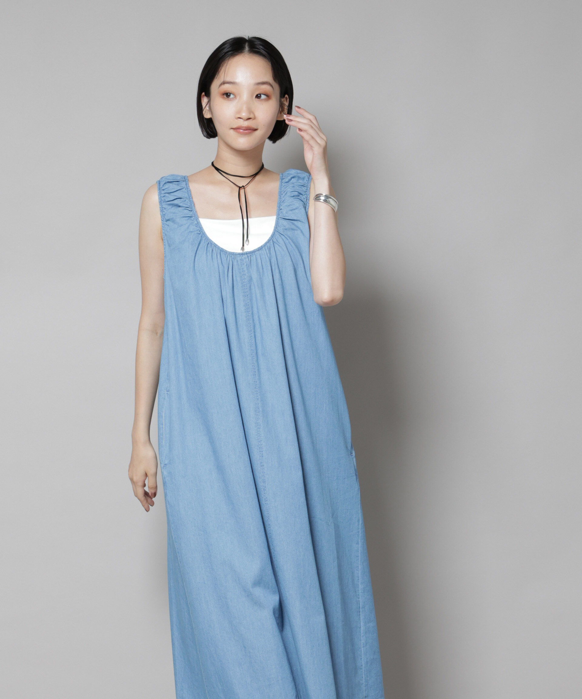 nano･universe「ギャザーデザインフレアデニムワンピース」|ワンピース|