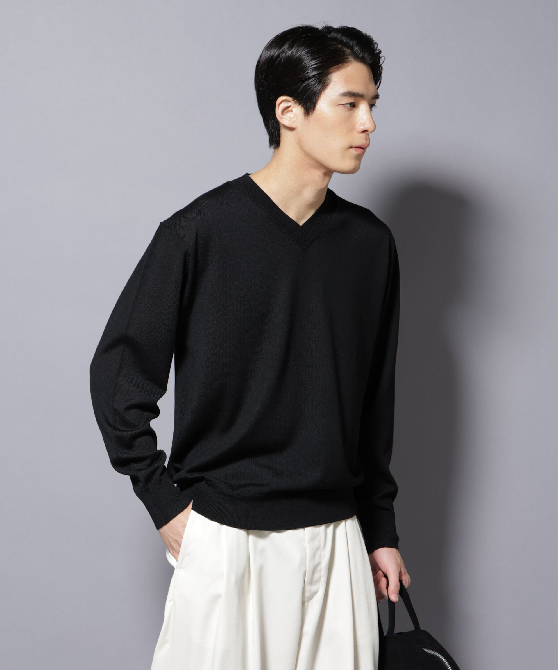 nano･universe「「毛玉レスニット」ファインゲージVネック」|ニット・セーター|