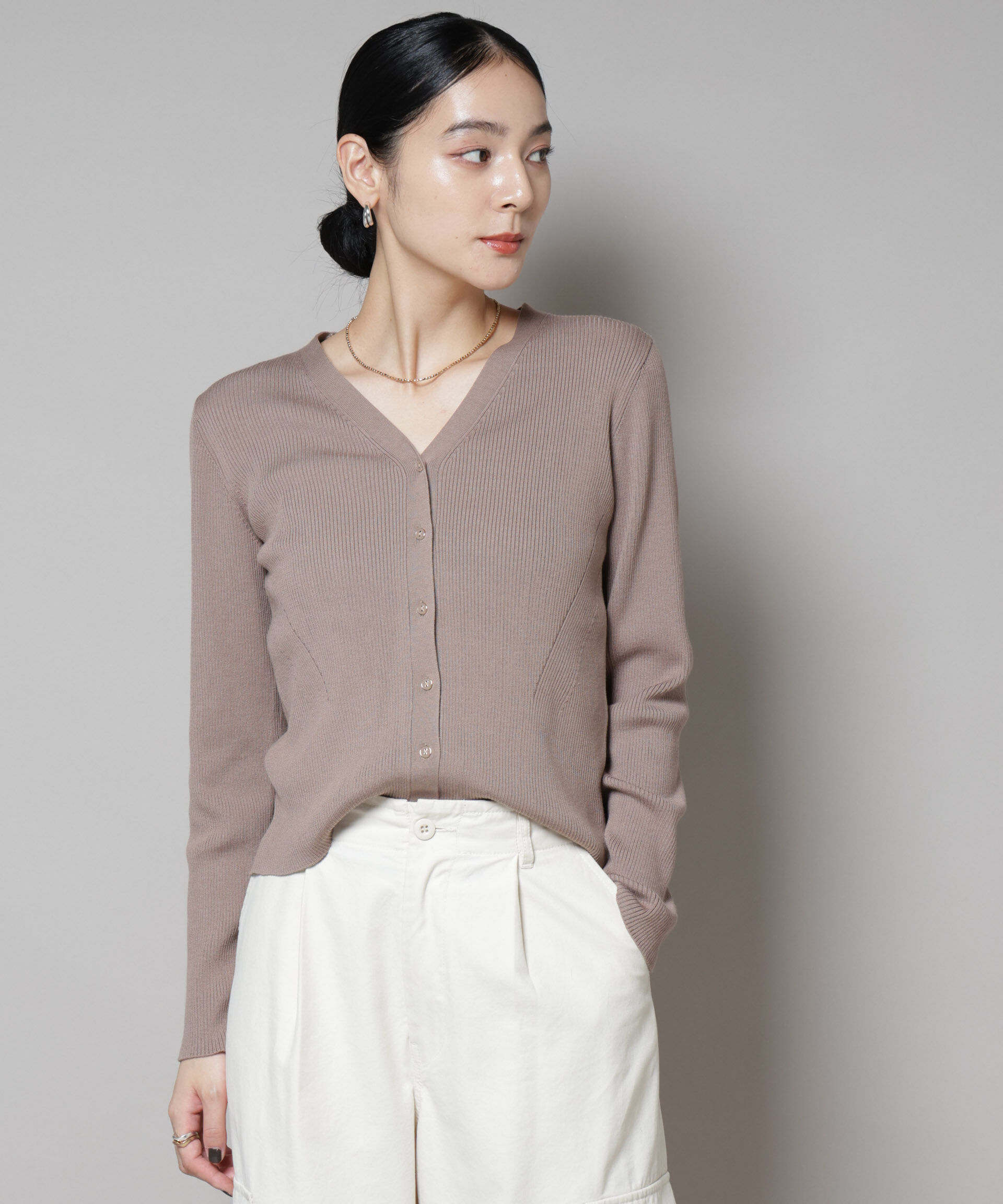 nano･universe「CICA&UVカット加工Vネックリブカーディガン」|ニット・セーター|