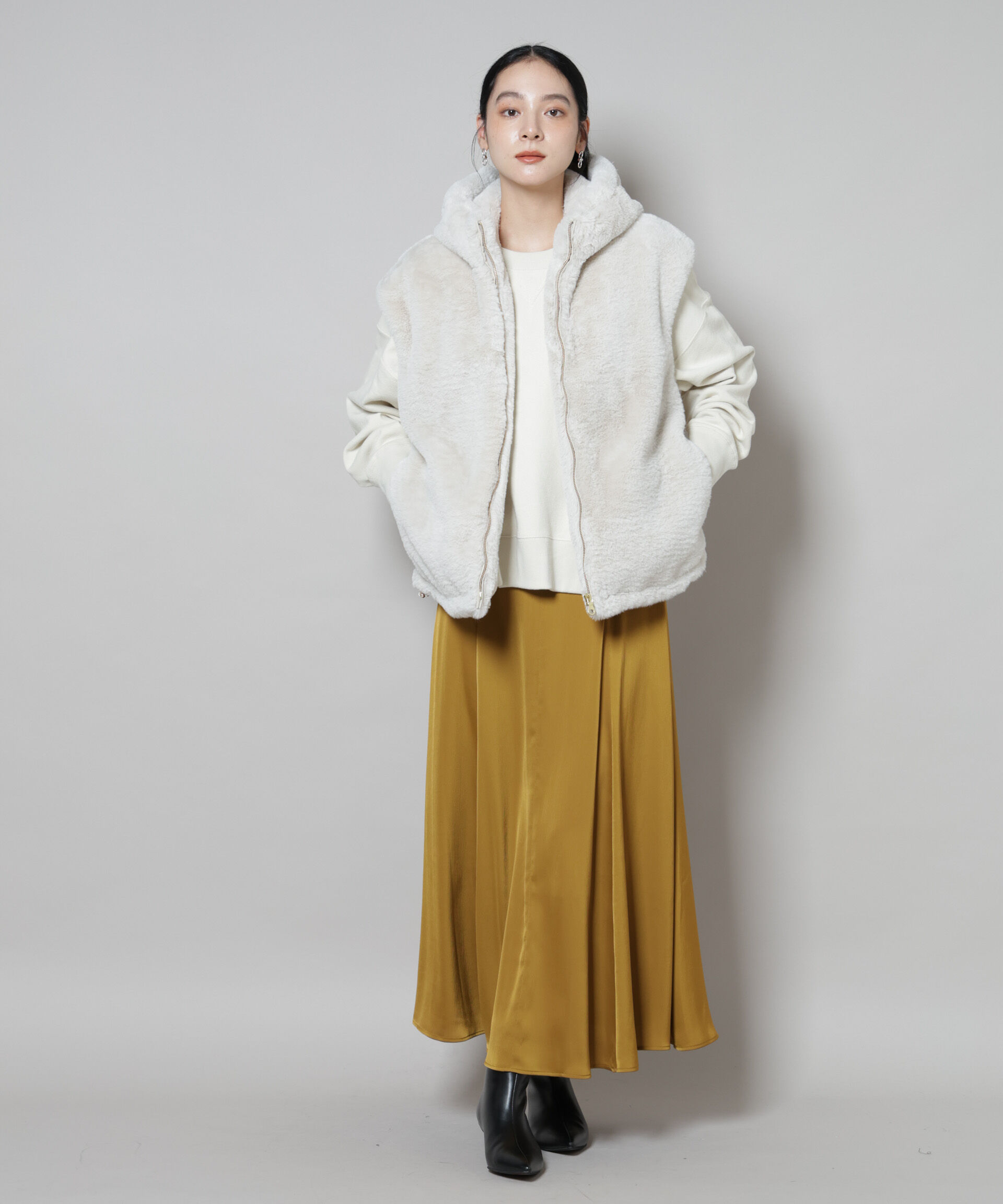 nano･universe「フェイクファーフードベスト」|テーラードジャケット|