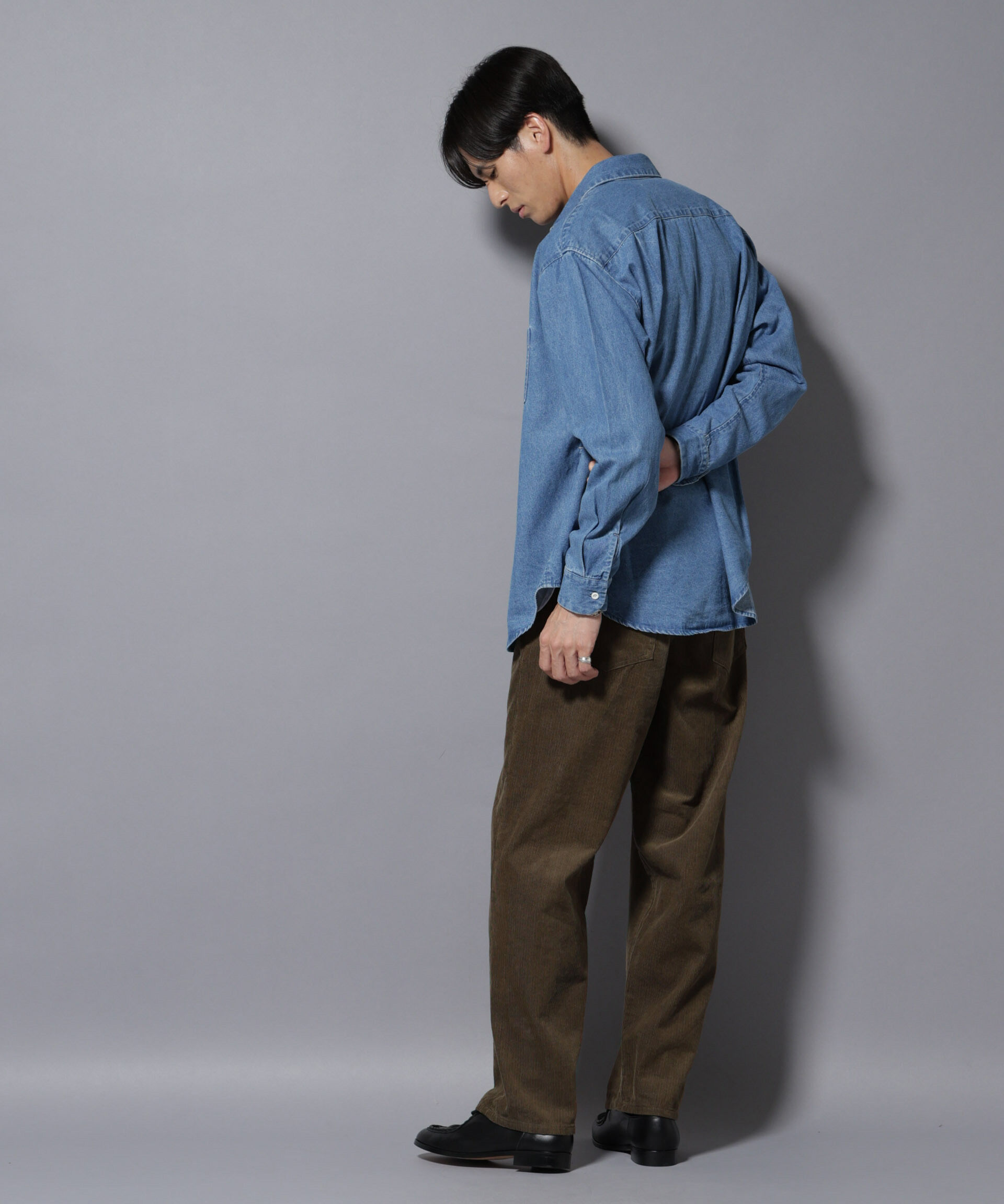 nano･universe「コーデュロイイージーバギーパンツ」|チノ|