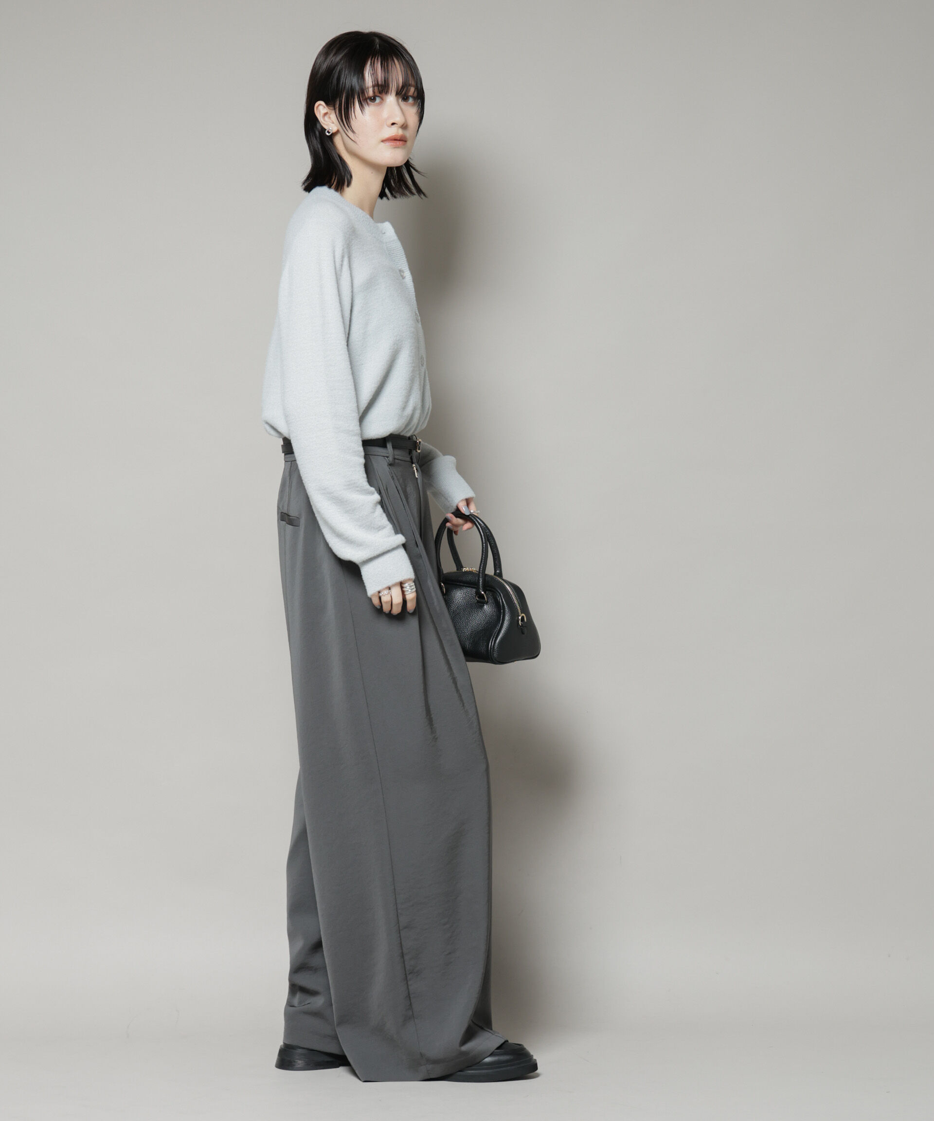 nano･universe「ミニラメシャギークルーネックカーディガン」|ニット・セーター|