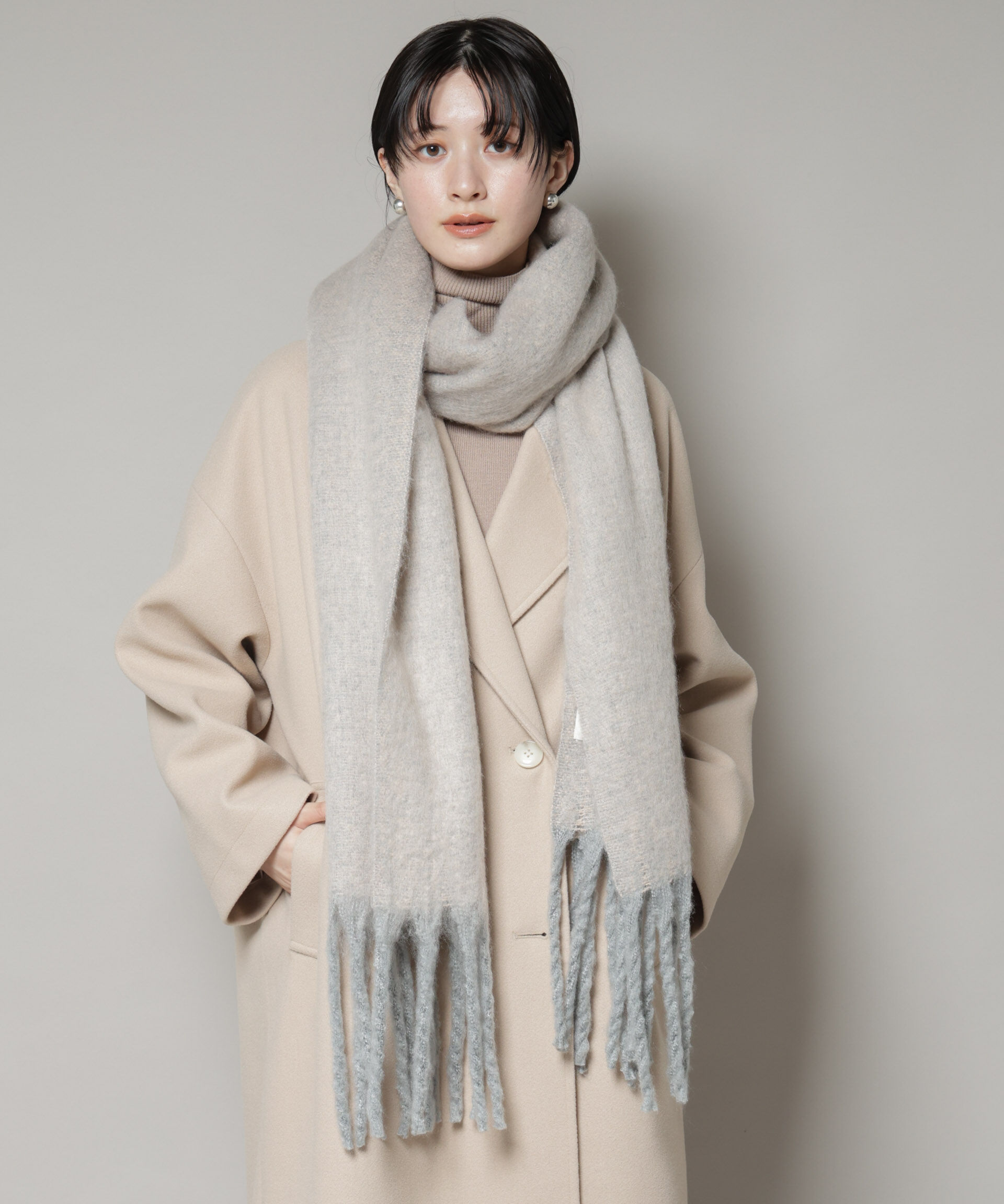 nano･universe「ボリュームマフラー」|マフラー|グレージュ3