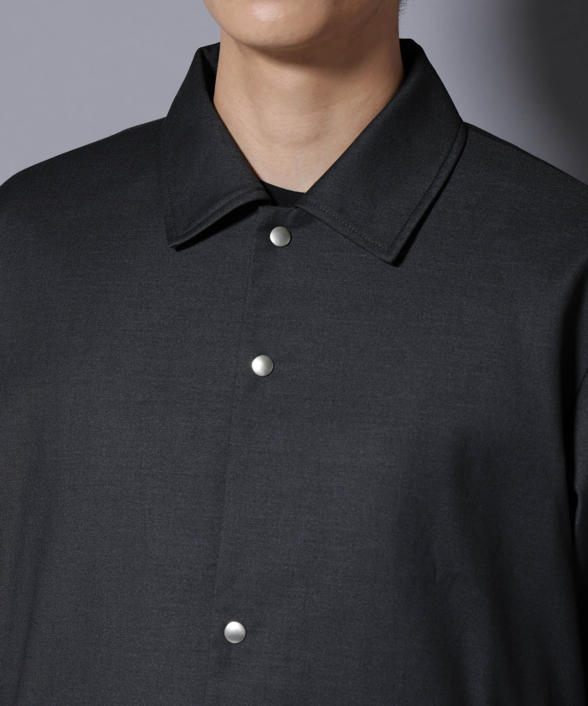 nano･universe「DELEGANTE エアリーサキソニーコーチジャケット」|ブルゾン・スタジャン|