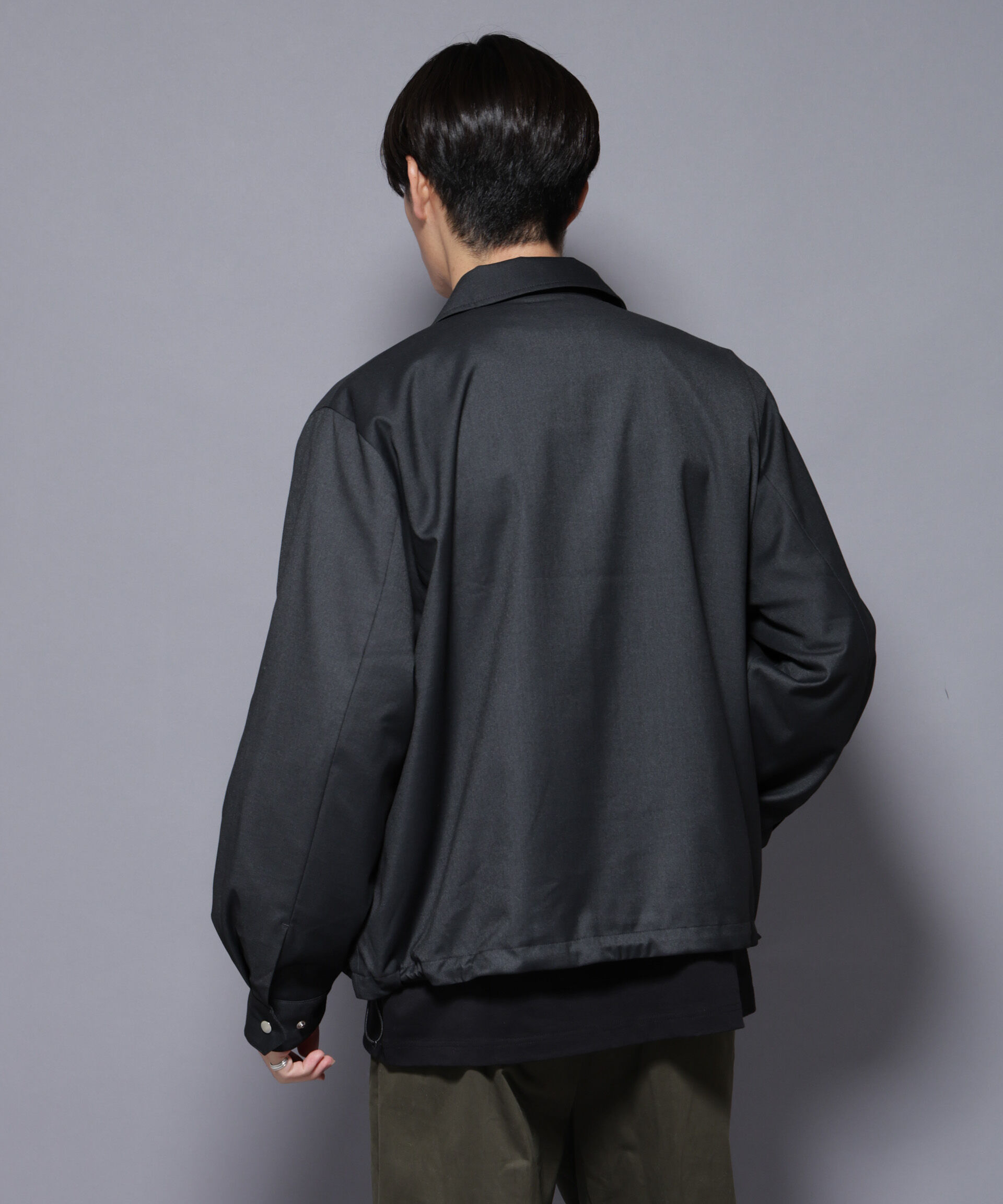 nano･universe「DELEGANTE エアリーサキソニーコーチジャケット」|ブルゾン・スタジャン|