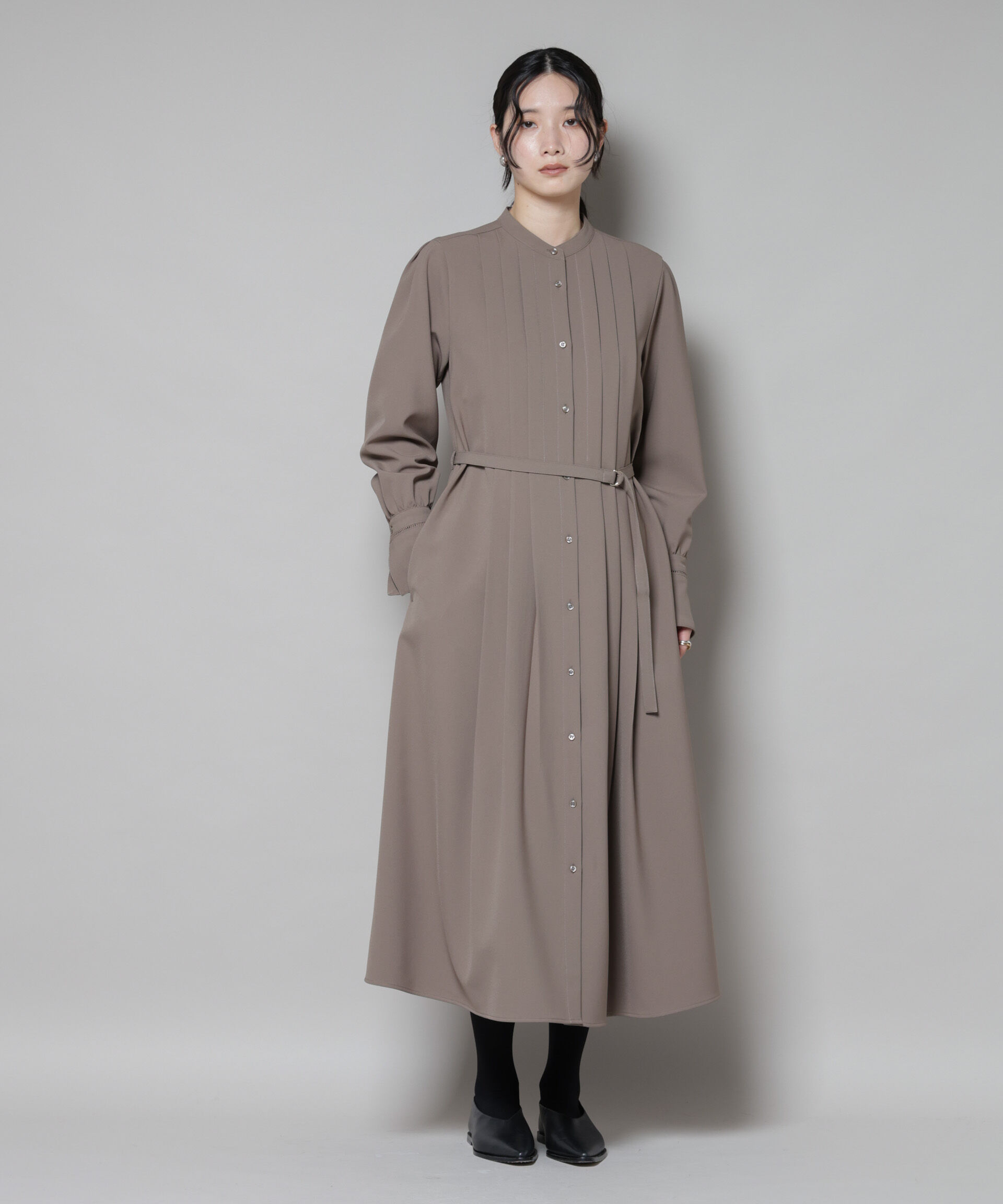 nano･universe「ダブルクロスベルト付きタックワンピース」|ワンピース|