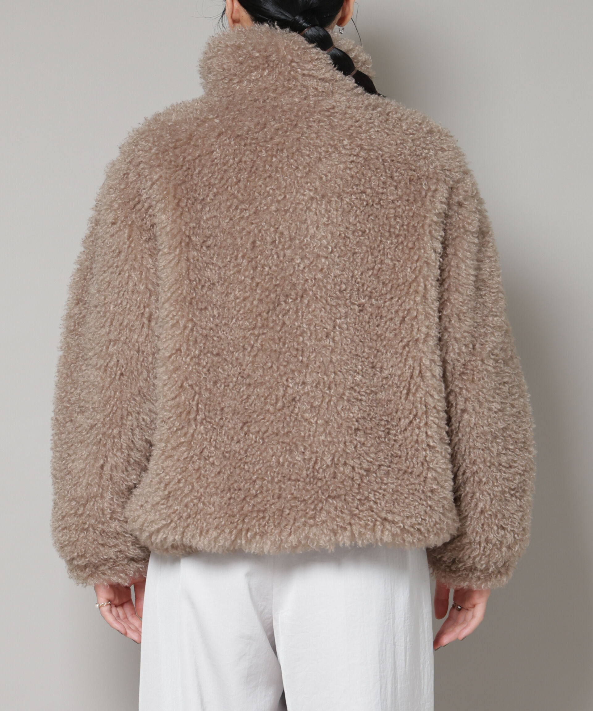 nano･universe「カーリーファースタンドブルゾン」|ブルゾン・スタジャン|