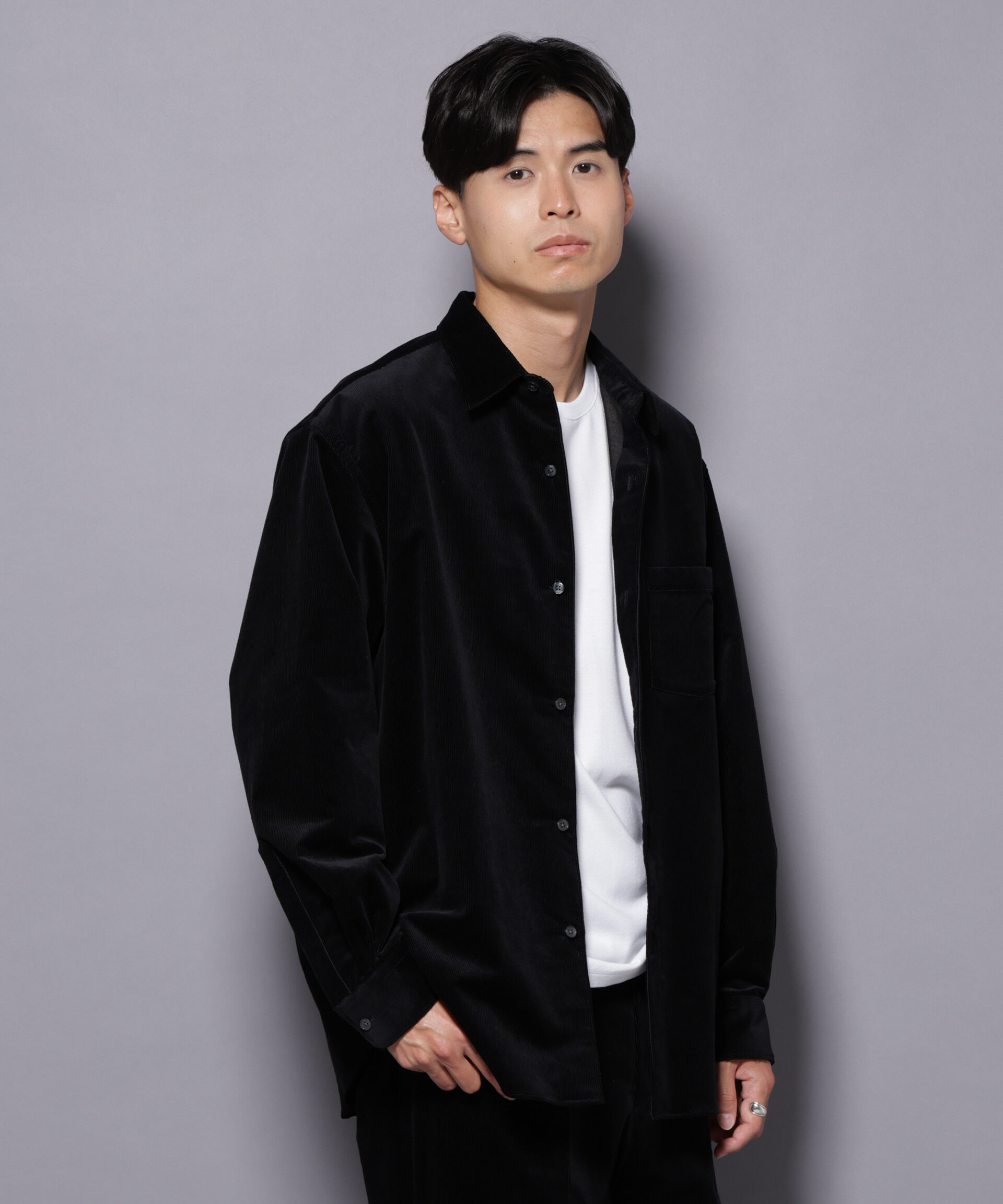 nano･universe「AIRコーデュロイ レギュラーカラーシャツ/STRETCH」|シャツ・ブラウス|ブラック