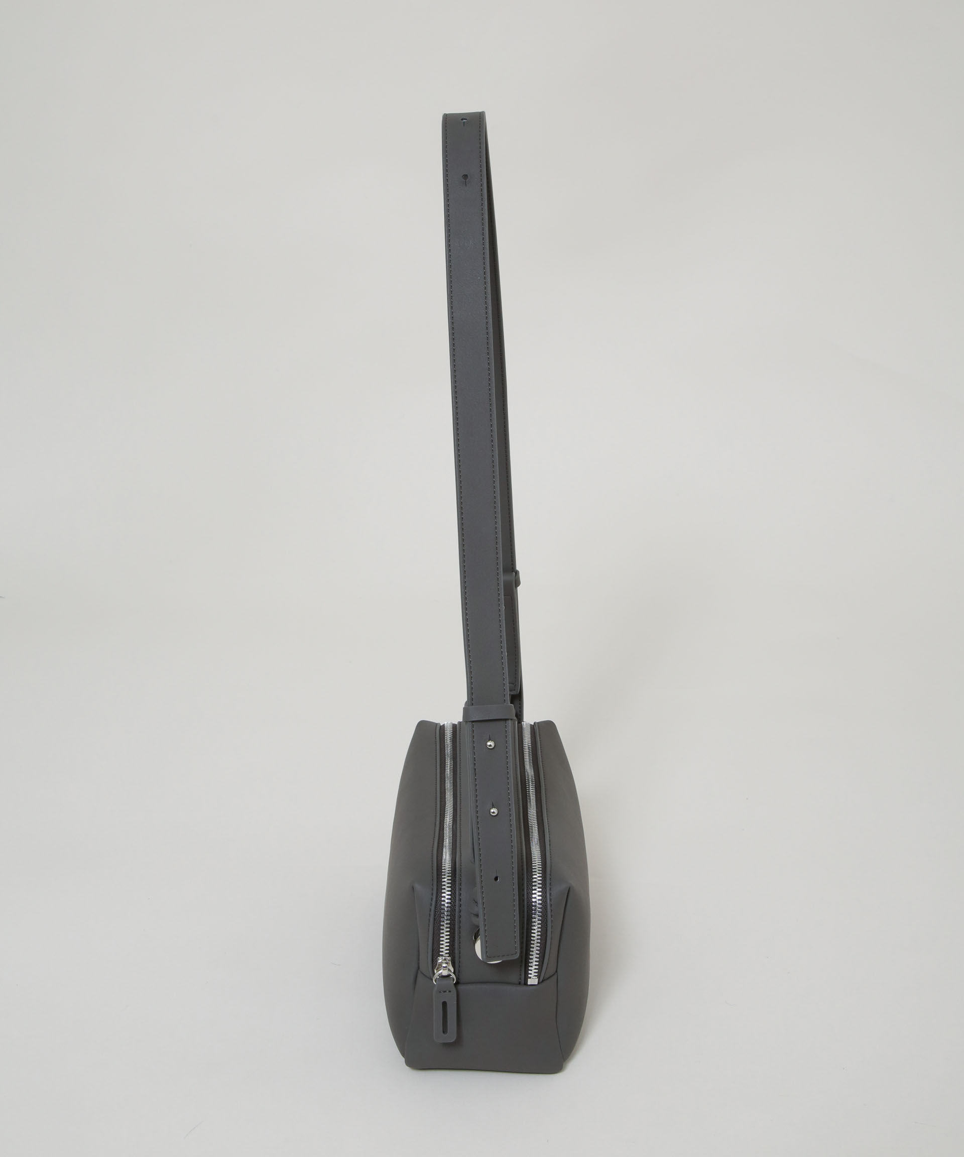 nano･universe「ADD CULUMN/TABLET BOX」|ショルダー・メッセンジャー|