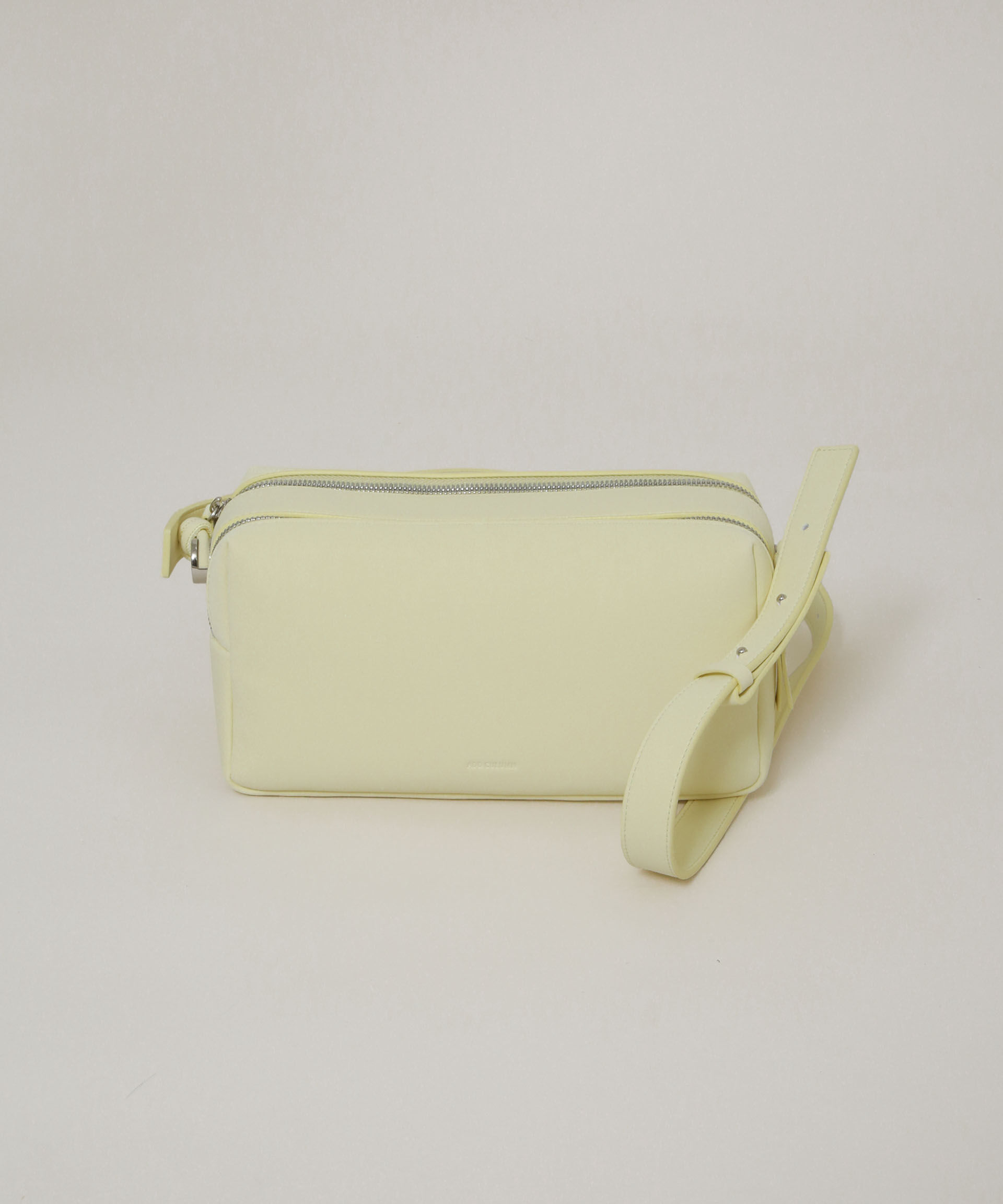 nano･universe「ADD CULUMN/TABLET BOX」|ショルダー・メッセンジャー|