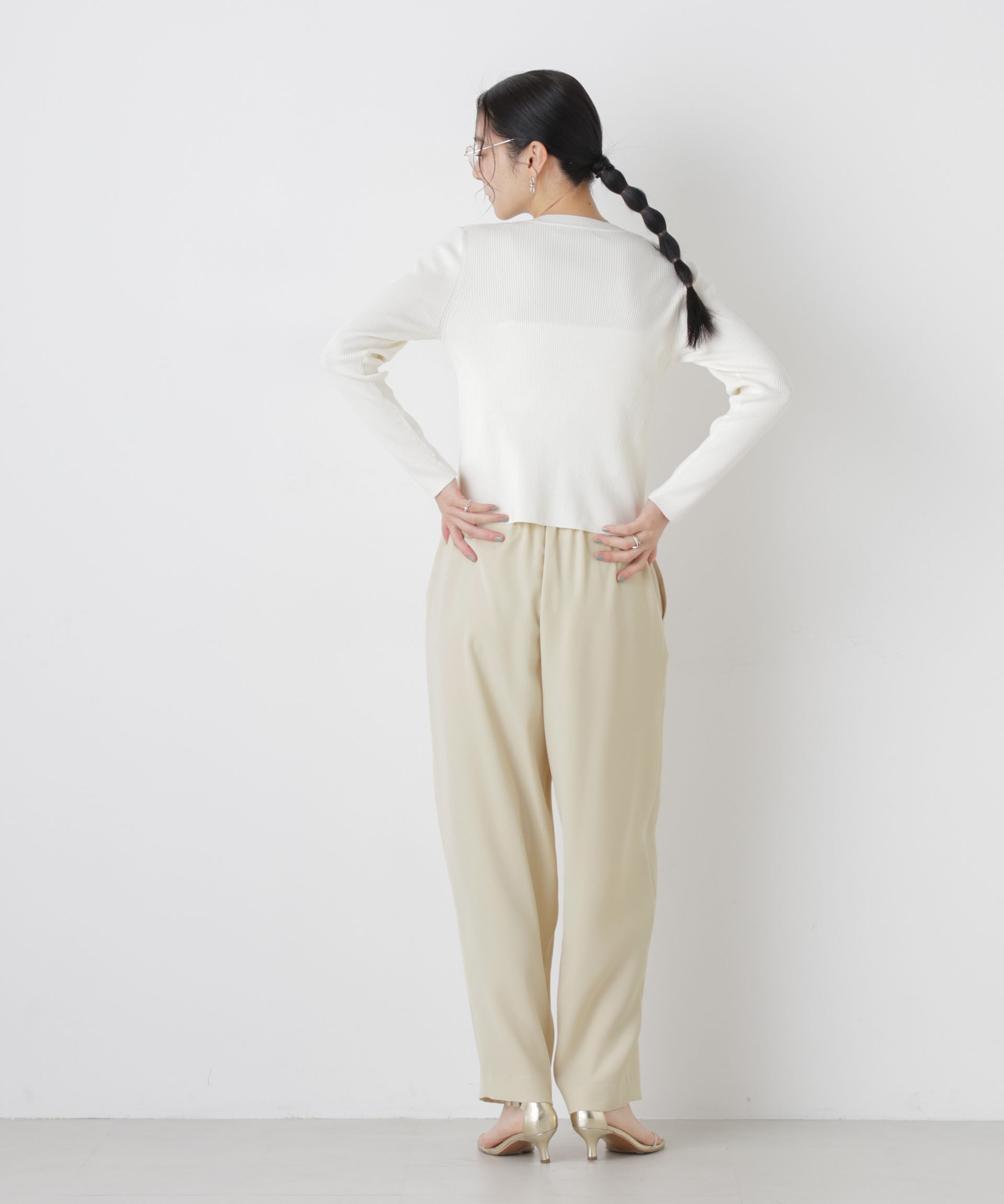 nano･universe「ダブルクロスイージーコクーンパンツ」|チノ|