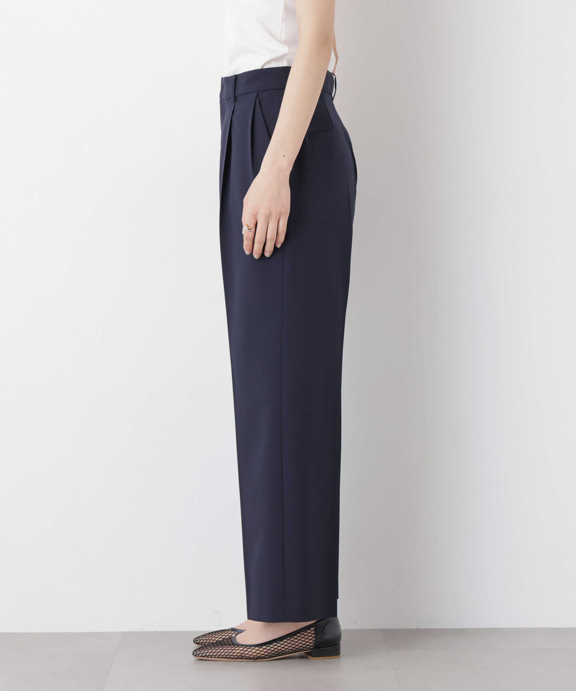 nano･universe「ライトファンクションタックセミワイドパンツ(セットアップ可)」|チノ|