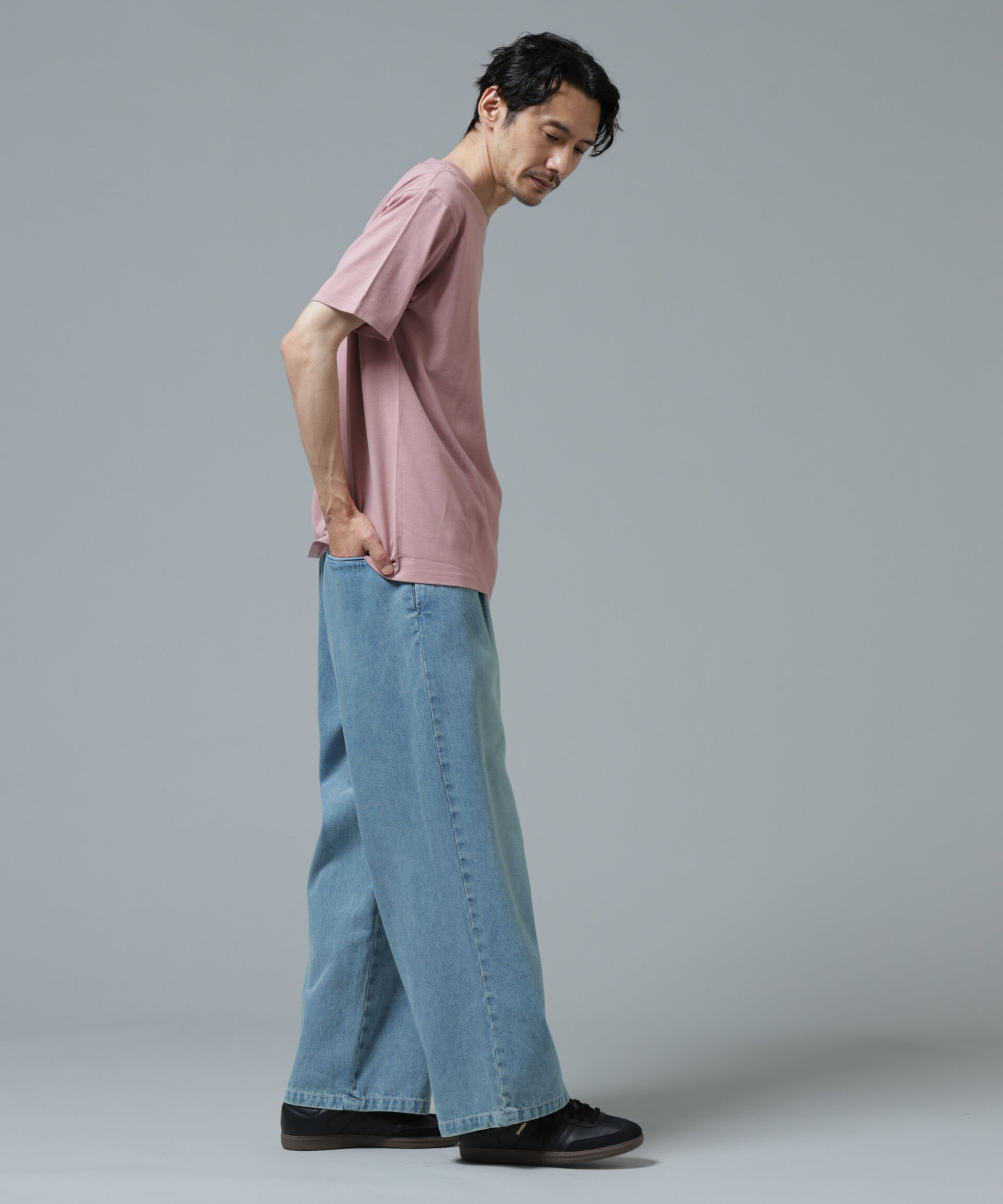 nano･universe「Anti Soaked(R) 汗染み防止 ライトウェイト 5.6oz ミドルシルエットTシャツ」|Tシャツ・カットソー|