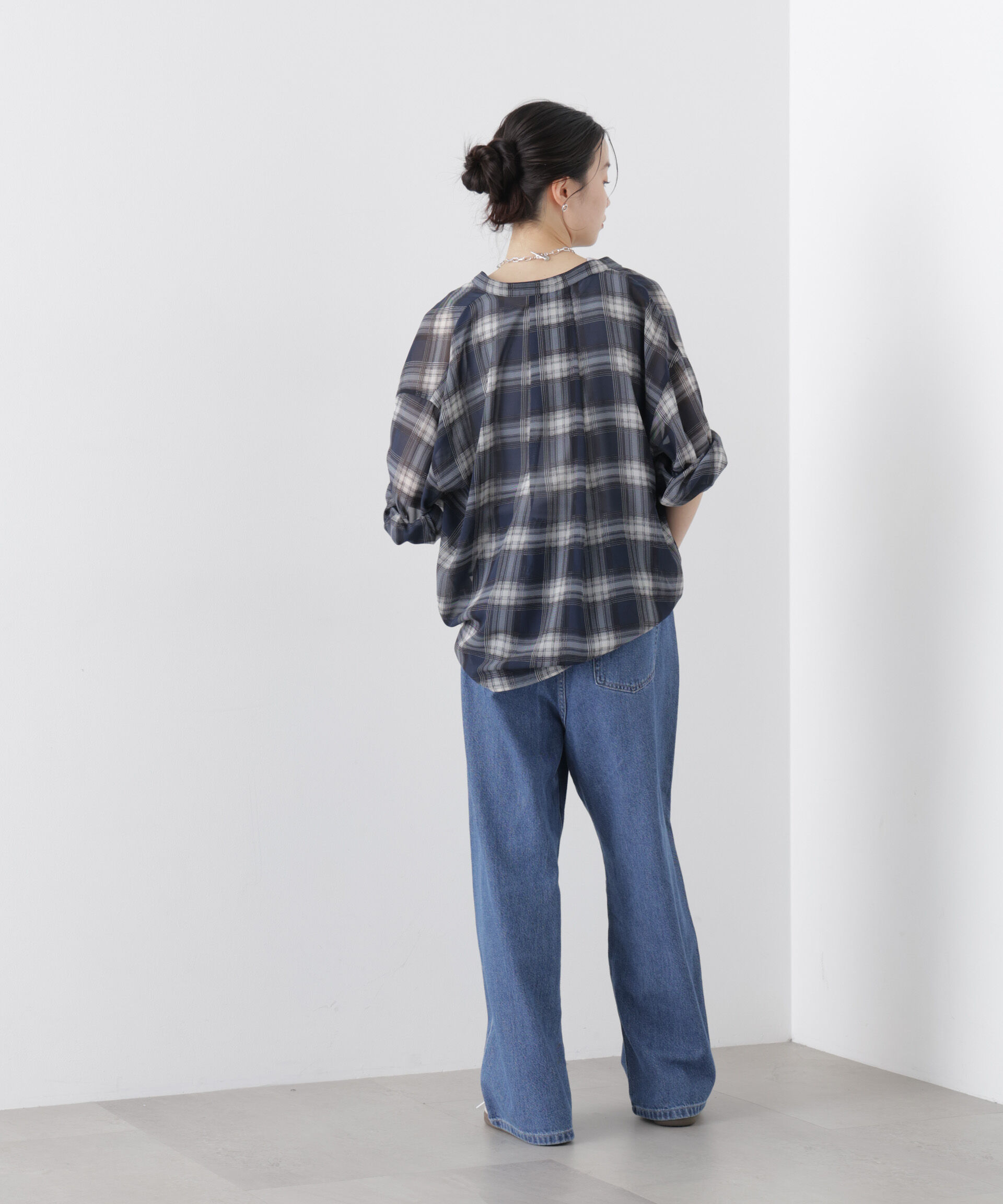 nano･universe「シアーチェックプリントピンタックスタンドカラーブラウス」|シャツ・ブラウス|