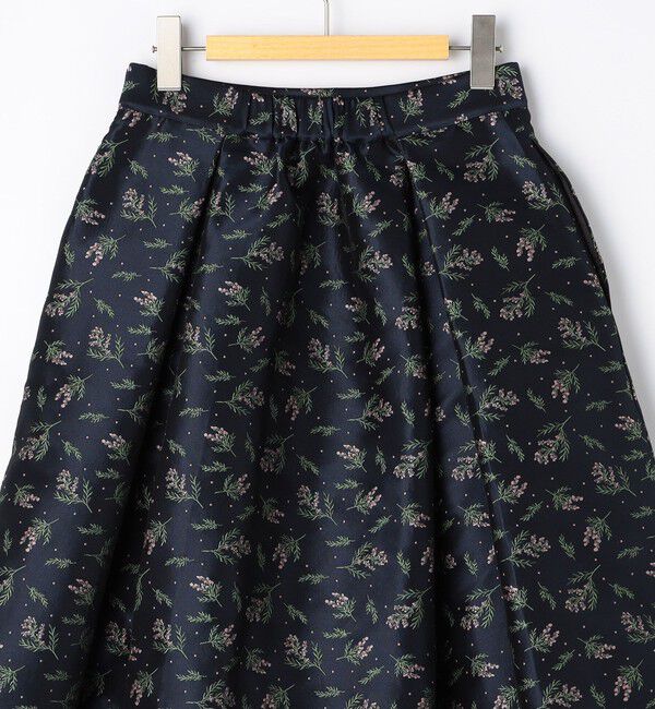 NOLLEY'S「ウォッシャブル花柄ジャガードタックスカート」|フレア|