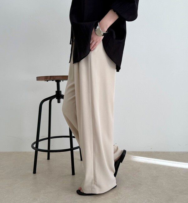 fredy emue「【ラクなのにきちんと見え】シャラリツイル イージーパンツ」|チノ|