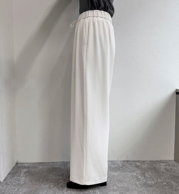 fredy emue「【4サイズ展開/リピーター続出！】とろみツイルストレートイージーパンツ」|チノ|