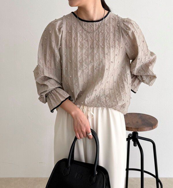 fredy emue「【大人気シリーズの最新作】バック釦配色ギャザーブラウス」|シャツ・ブラウス|