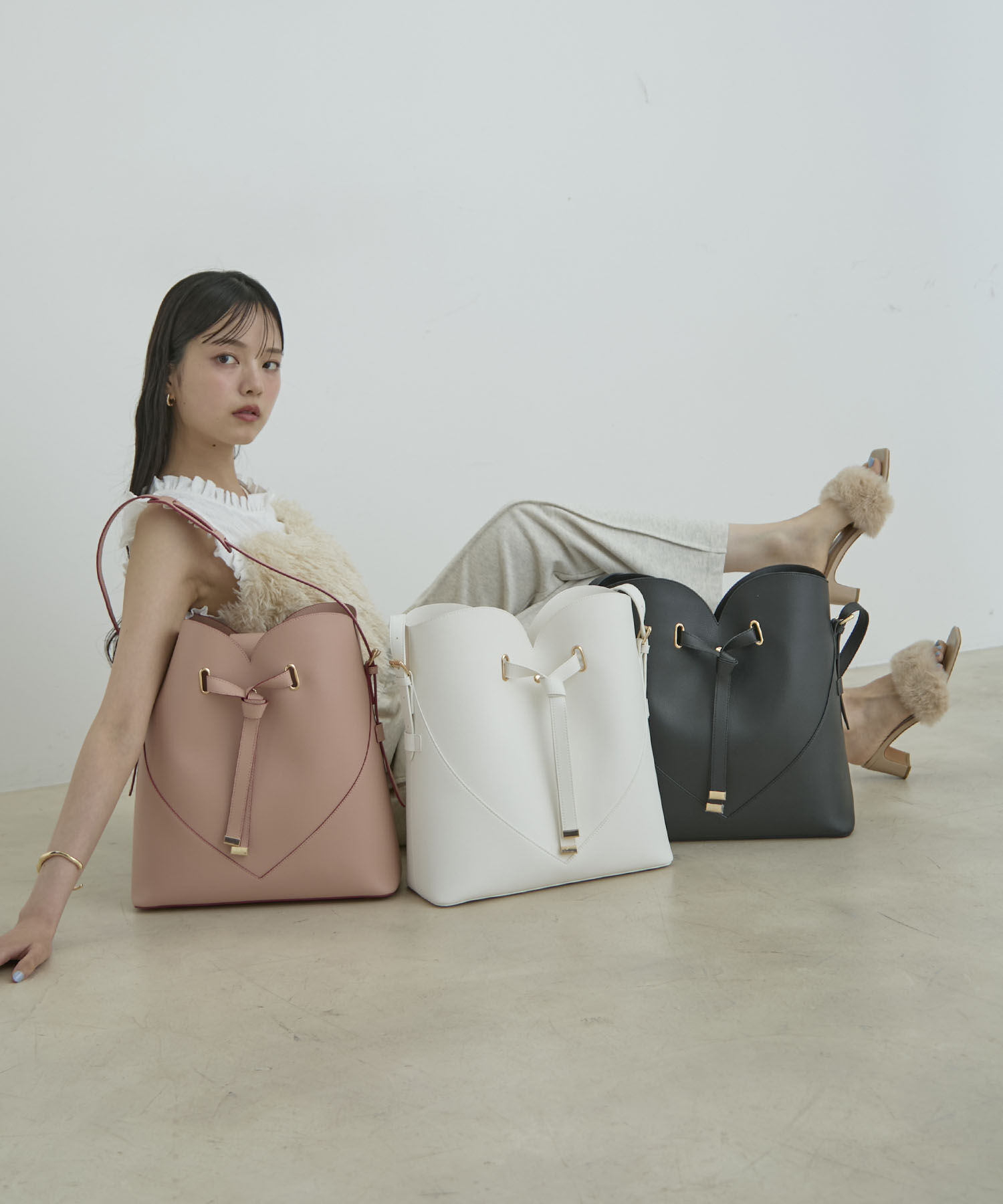 VIS「【A4収納】ハートカットバッグ(ラージサイズ)/追加」|ショルダー・メッセンジャー|