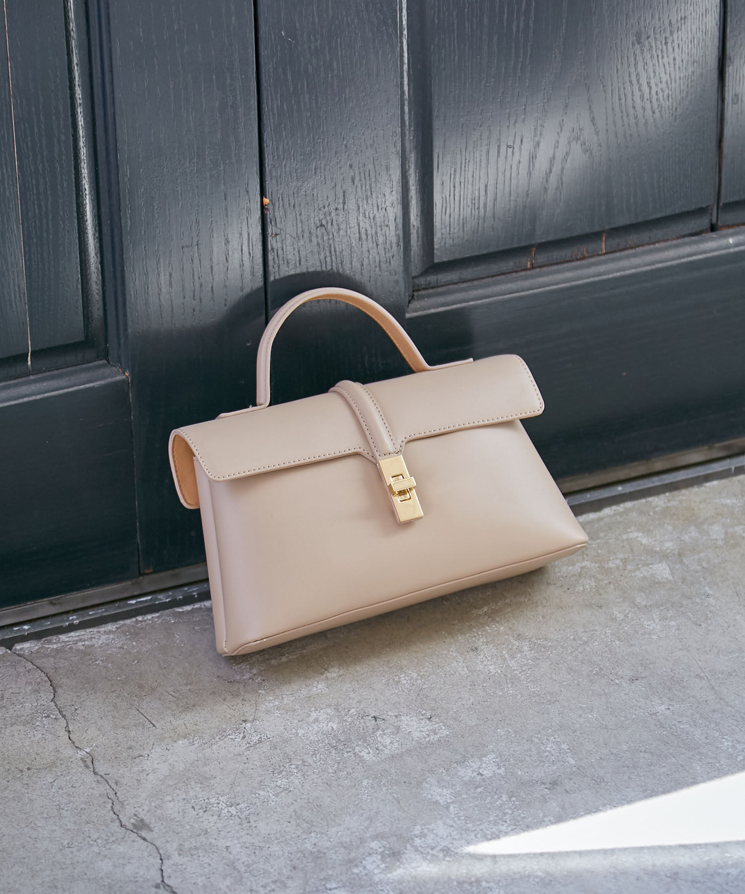 VIS「【新色追加】【2WAY】ひねり金具ワンハンドルミニショルダーバッグ」|ショルダー・メッセンジャー|