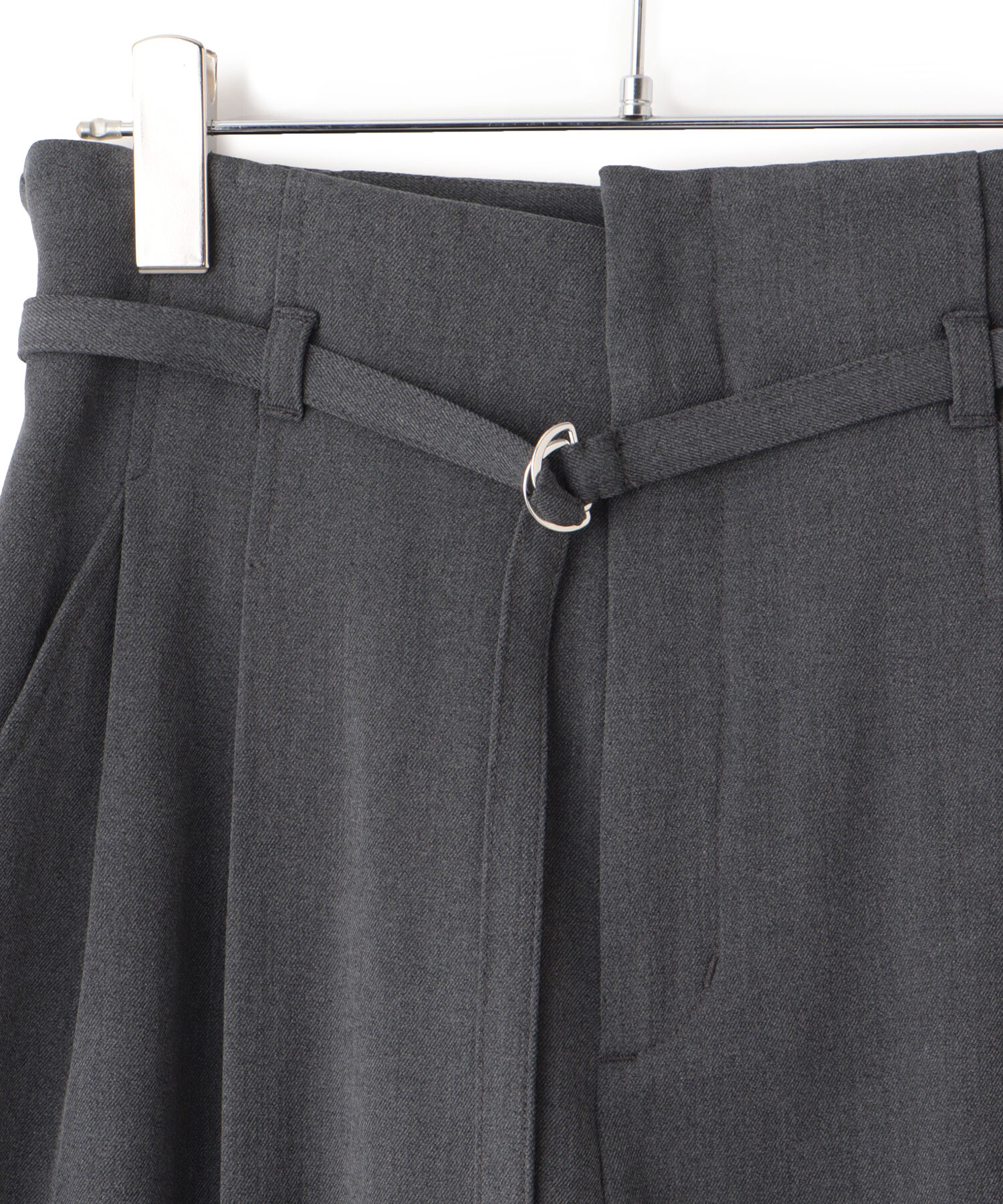 VIS「【美warm】ストレッチベルト付きハイウエストテーパードパンツ【アンチピリング/防シワ/洗える】」|チノ|