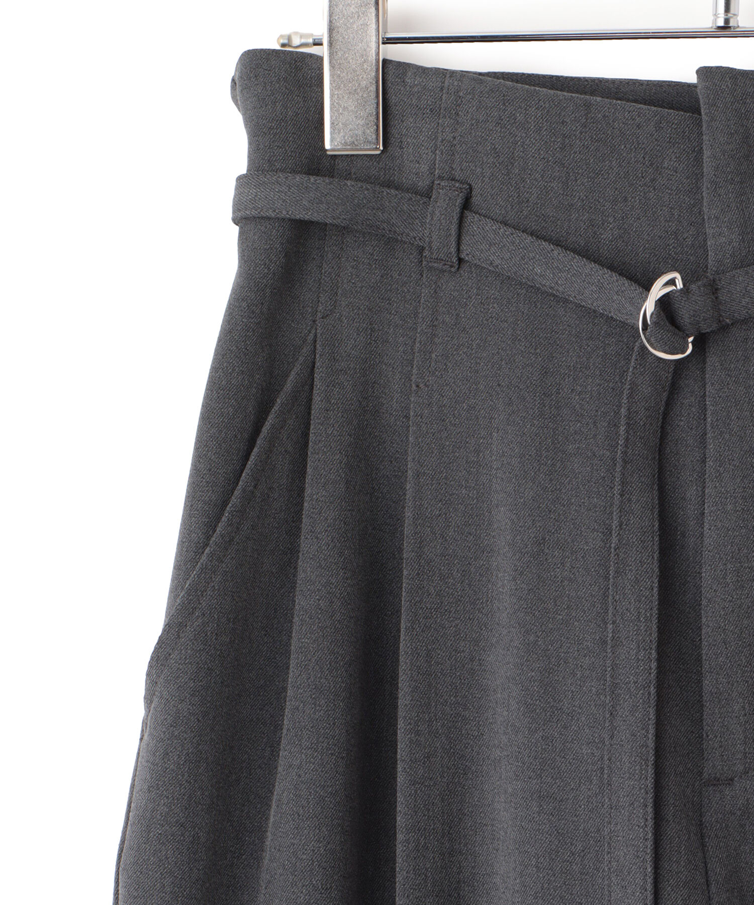 VIS「【美warm】ストレッチベルト付きハイウエストテーパードパンツ【アンチピリング/防シワ/洗える】」|チノ|