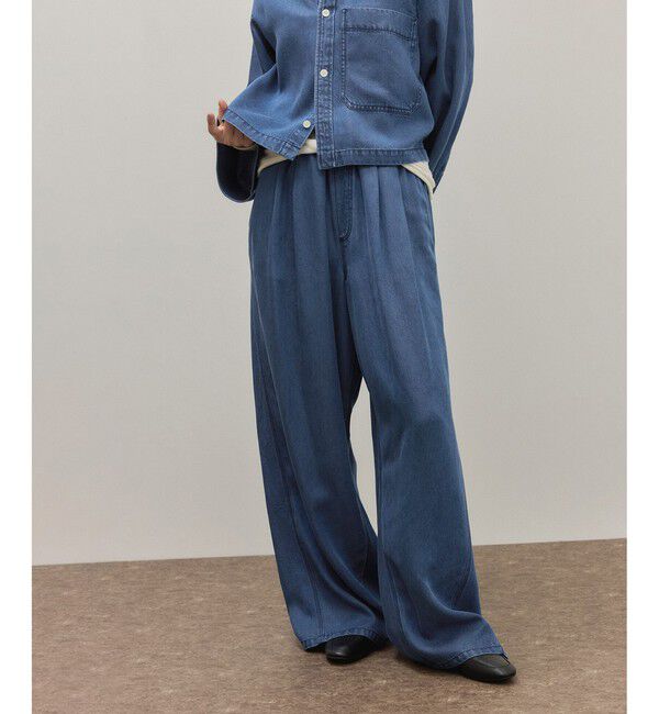 ADAM ET ROPE'「ライトデニムイージーパンツ」|デニム|ブルー系(45)