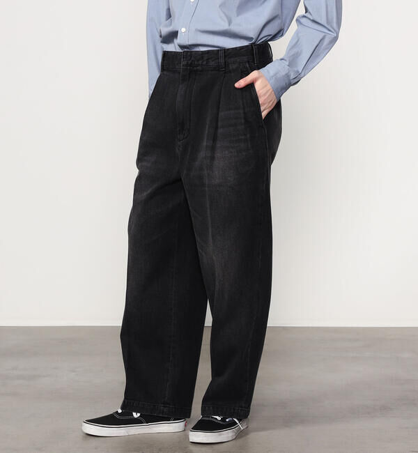  「FARAH | ツータック ワイドデニムパンツ MEN」|デニム|