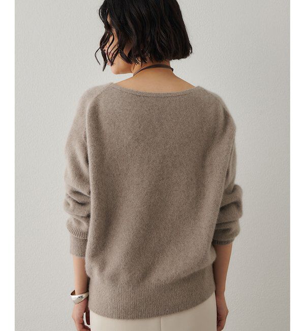  「フォックスウール Vネックプルオーバー」|ニット・セーター|