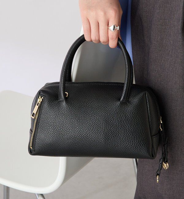  「【500mlペットボトル収納可/牛革】レザーチャームボストンバッグ/スエード」|ボストンバッグ|