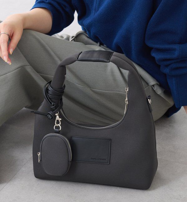  「【PAPILLONNER/パピヨネ】チャーム付きウェットワンショルダーバッグ」|トートバッグ|