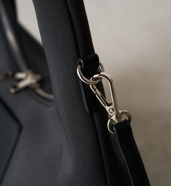  「【PAPILLONNER/パピヨネ】チャーム付きウェットワンショルダーバッグ」|トートバッグ|