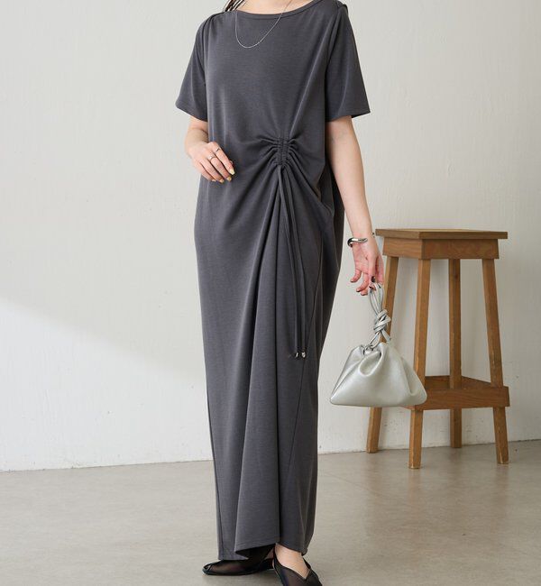  「【接触冷感】フロントドロストカットワンピース」|ワンピース|チャコールグレー